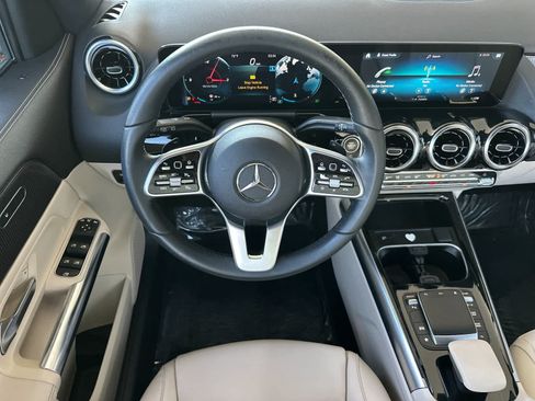 Used 2022 Mercedes-Benz GLA 250 image 14