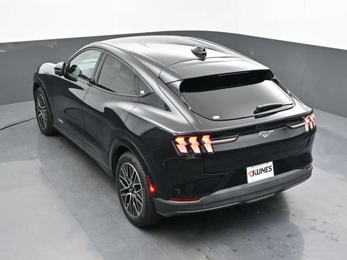 Used 2025 Ford Mustang Mach-E Premium AWD/4WD image 35