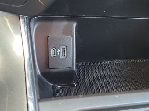 Certified 2022 Ford F150 XLT w/ Equipment Group 302A High image 12