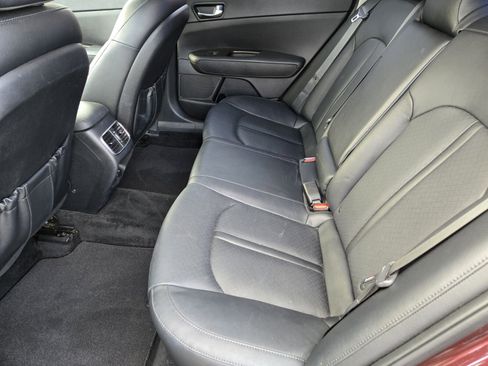 Used 2019 Kia Optima EX image 8