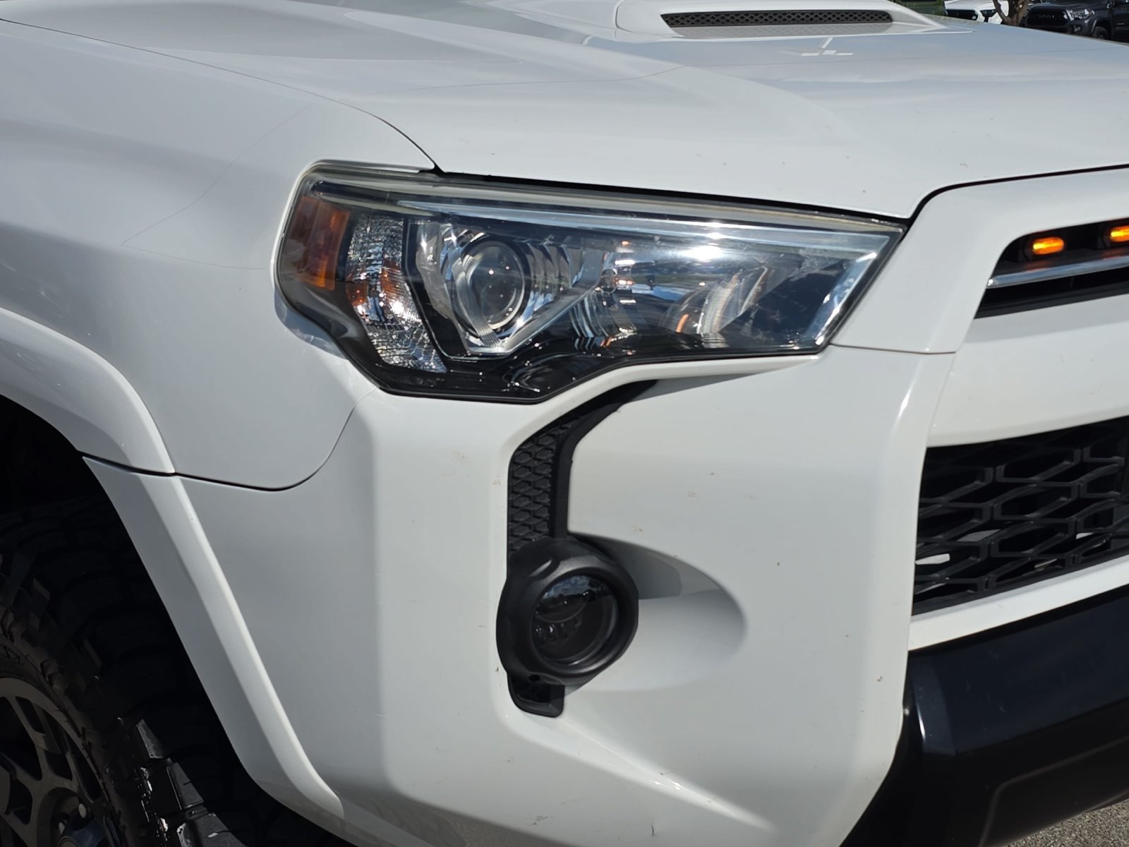 Used 2020 Toyota 4Runner Venture w/ Moonroof Package AWD/4WD image 28