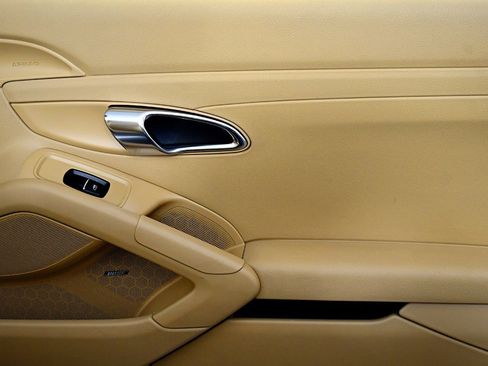 Used 2014 Porsche Boxster image 48