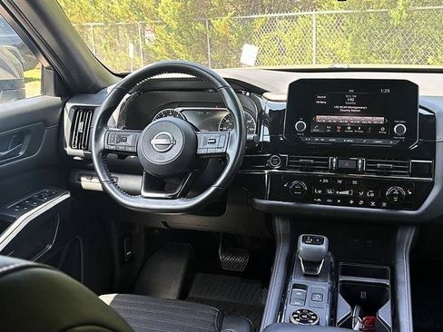 Used 2023 Nissan Pathfinder Rock Creek AWD/4WD image 36