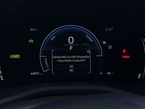 Used 2025 Toyota Camry SE FWD image 17