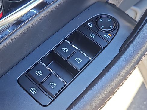 New 2026 MAZDA CX-90 Plug-In Hybrid w/ Premium Plus image 18