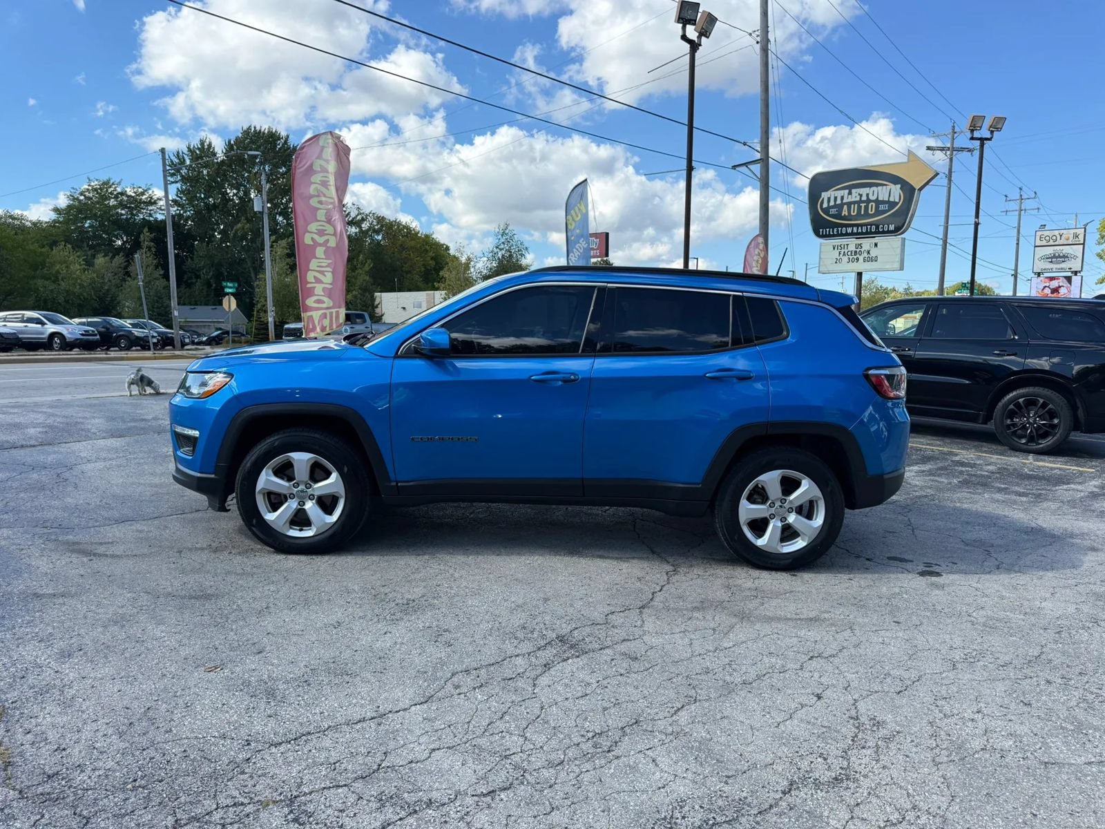 Used 2018 Jeep Compass Latitude w/ Popular Equipment Group AWD/4WD image 2