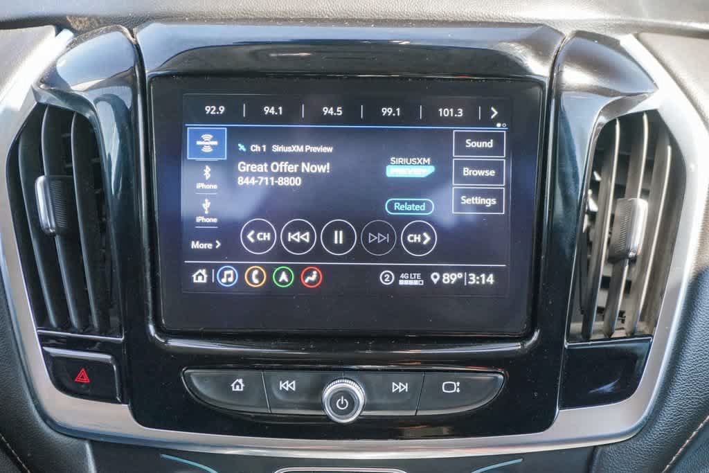Used 2020 Chevrolet Traverse RS FWD image 13