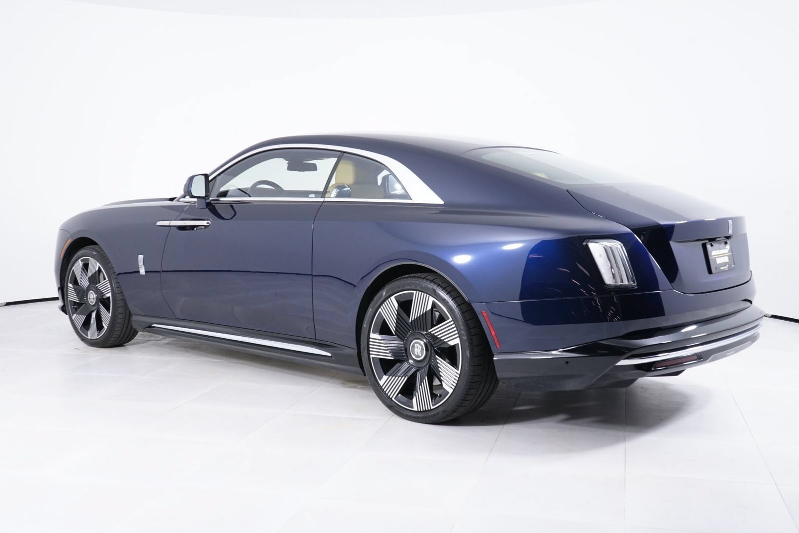 Used 2025 Rolls-Royce Spectre w/ Leather Finishing Pack AWD/4WD image 3
