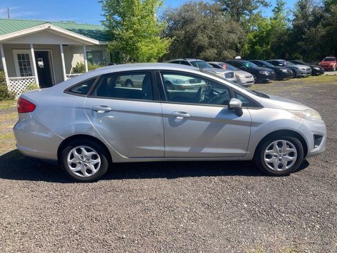 Used 2013 Ford Fiesta S w/ Convenience Pkg image 20