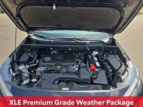 Certified 2022 Toyota RAV4 XLE Premium AWD/4WD image 36