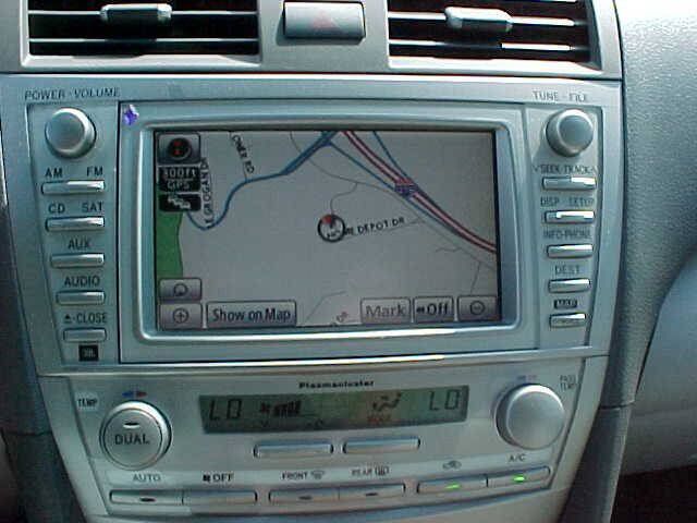 Used 2011 Toyota Camry XLE w/ SE/XLE Extra-Value Pkg FWD image 58