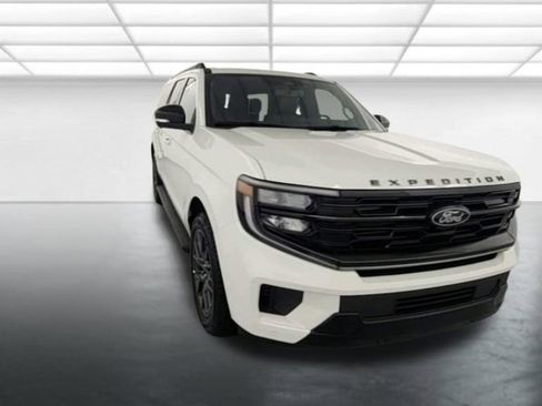 New 2026 Ford Expedition Max Platinum AWD/4WD image 2