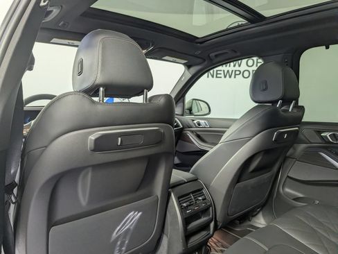 Used 2026 BMW X5 xDrive40i w/ Premium Package AWD/4WD image 16