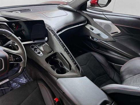 Used 2025 Chevrolet Corvette Z06 w/ Chrome Exterior Badge Package image 23