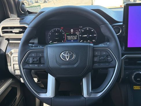 New 2026 Toyota 4Runner Limited AWD/4WD image 15