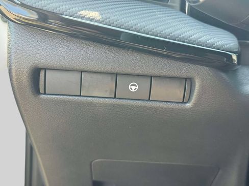 Used 2026 Nissan Kicks SR w/ Cold Weather Package AWD/4WD image 18