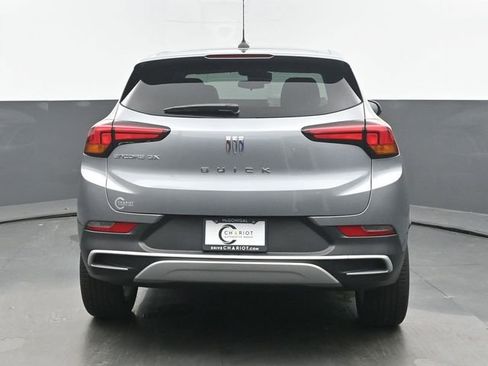 Certified 2024 Buick Encore GX Preferred w/ Comfort Package FWD image 5