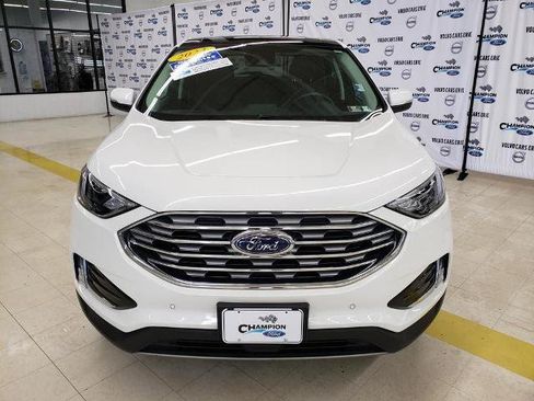 Certified 2023 Ford Edge Titanium AWD/4WD image 2