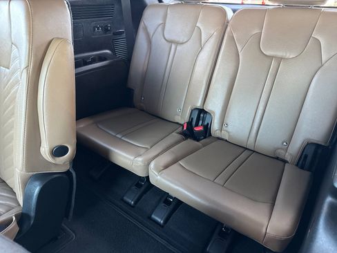 New 2026 Kia Sorento SX Prestige w/ Olive Brown Leather Package image 16