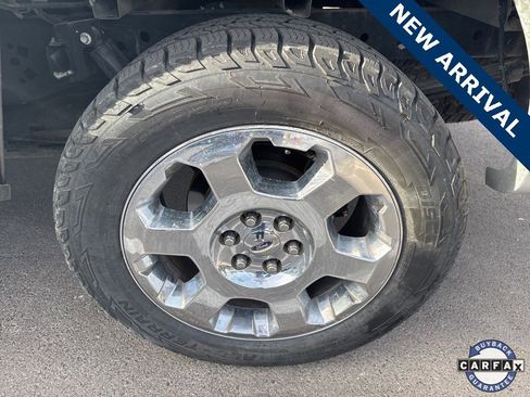 Used 2011 Ford F150 Lariat w/ Lariat Chrome Pkg image 11