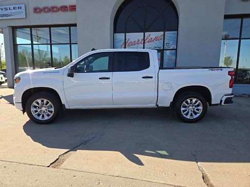 Used 2025 Chevrolet Silverado 1500 Custom AWD/4WD image 5