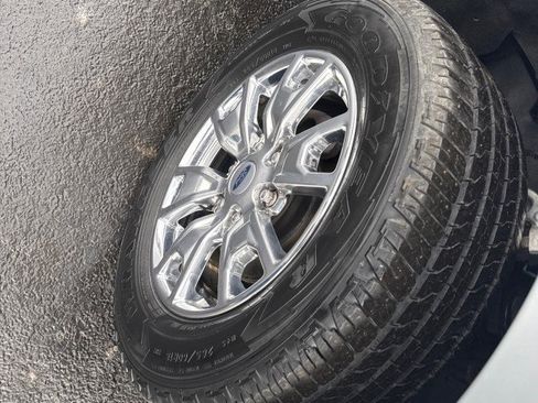 Used 2019 Ford Ranger Lariat w/ Equipment Group 501A Mid image 4