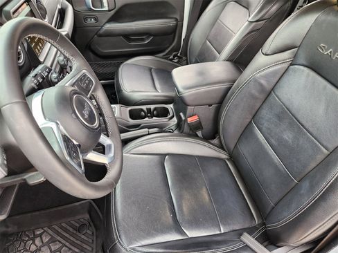 Used 2023 Jeep Wrangler Sahara image 17
