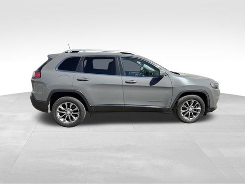 Used 2021 Jeep Cherokee Latitude Lux FWD image 2