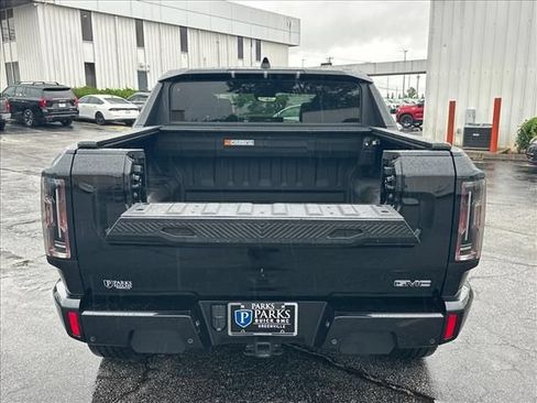 Used 2025 GMC Hummer EV 2X AWD/4WD image 11