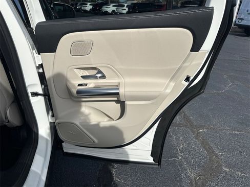 Used 2026 Mercedes-Benz GLA 250 4MATIC image 18