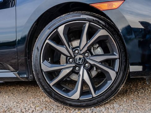 Used 2019 Honda Civic Sport image 12