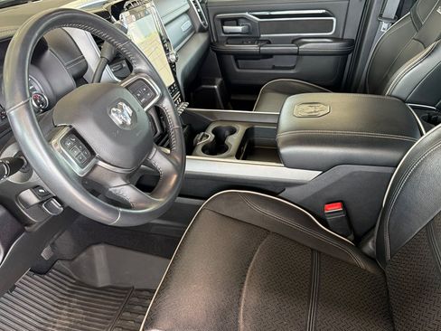 Used 2022 RAM 3500 Laramie AWD/4WD image 9