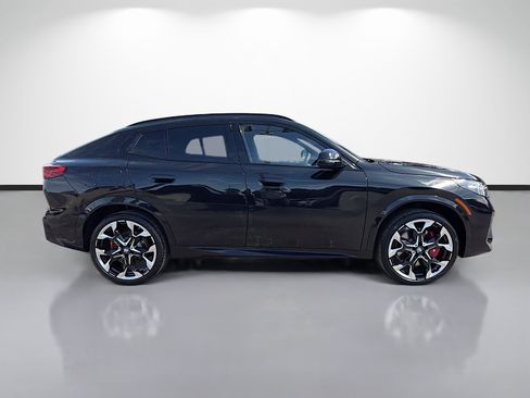 New 2026 BMW X2 xDrive28i w/ Technology Package AWD/4WD image 2