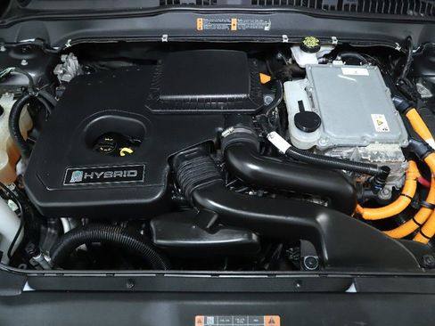 Used 2020 Ford Fusion SEL image 35