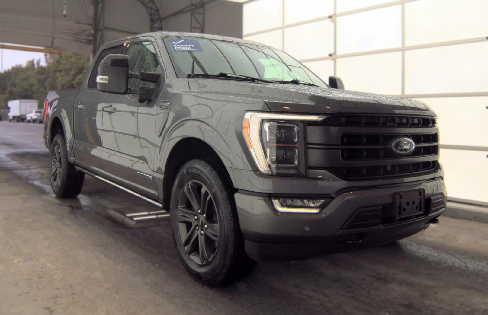Used 2023 Ford F150 Lariat w/ Equipment Group 502A High AWD/4WD image 3
