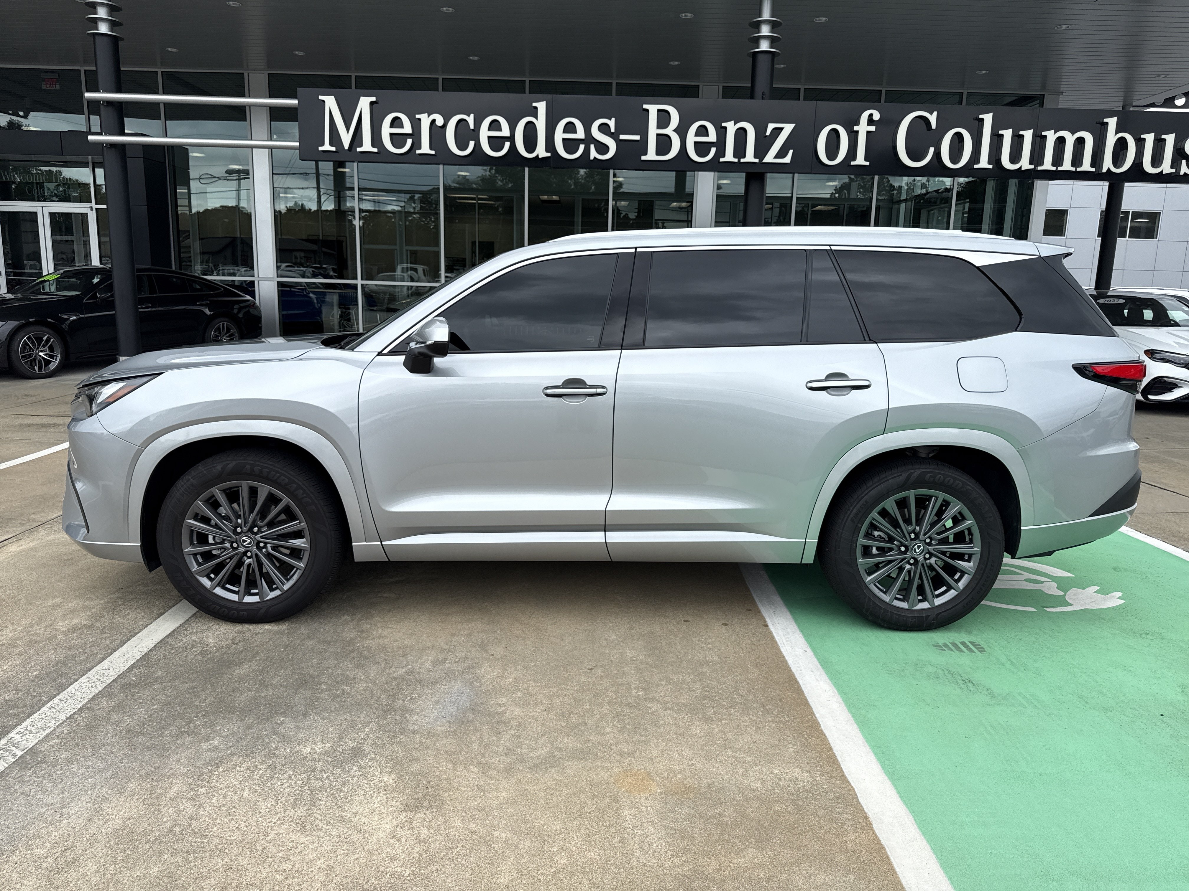 Used 2024 Lexus TX 350 FWD w/ Cold Weather Package image 8