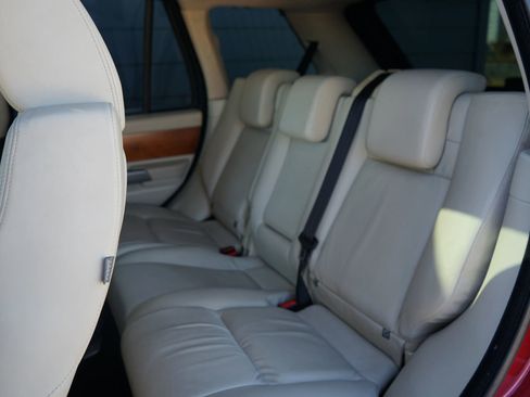 Used 2008 Land Rover Range Rover Sport HSE image 36