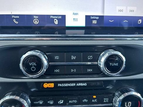 Used 2022 Ford F250 Lariat w/ Lariat Value Package AWD/4WD image 44