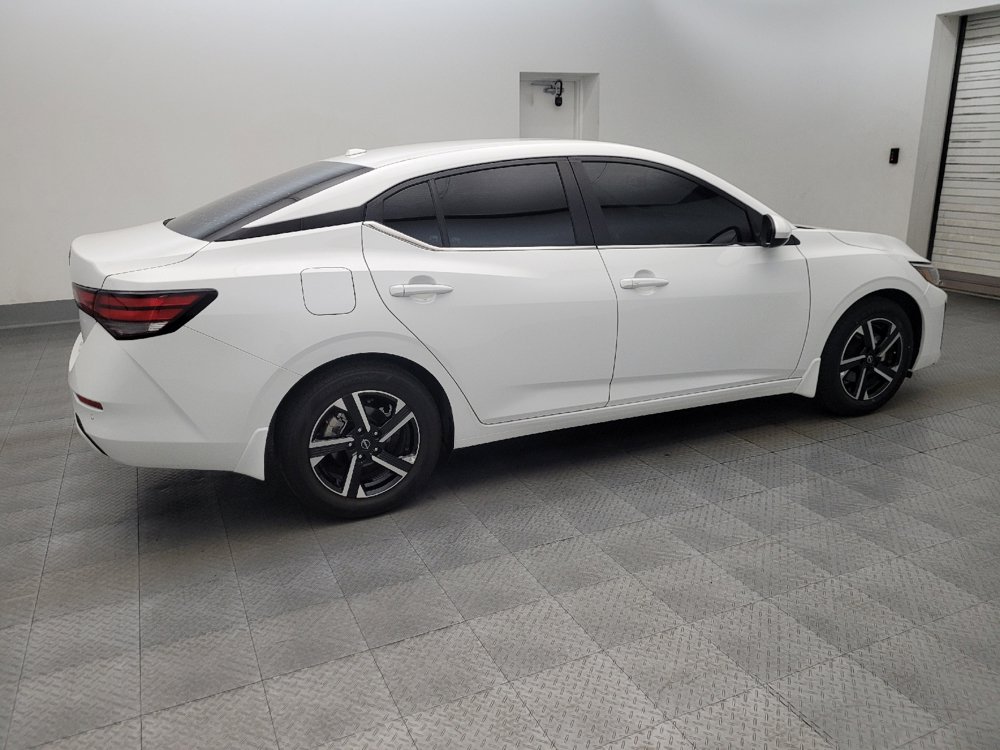 Used 2025 Nissan Sentra SV FWD image 10