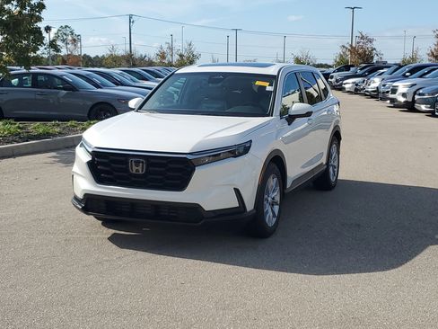 Used 2025 Honda CR-V EX image 8