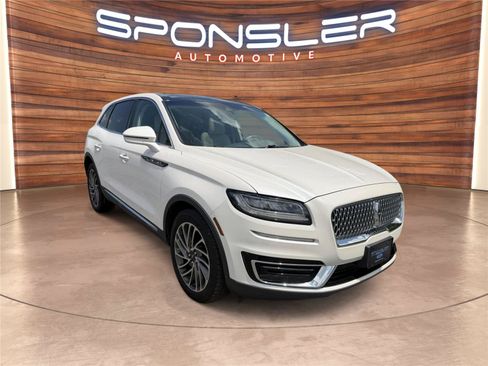 Used 2019 Lincoln Nautilus Reserve AWD/4WD image 9