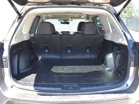 Used 2019 Subaru Forester Limited AWD/4WD image 31