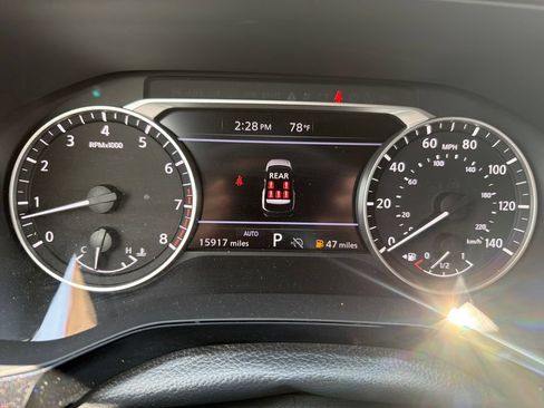 Used 2025 Nissan Pathfinder Rock Creek AWD/4WD image 15