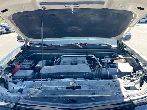 Used 2023 Chevrolet Colorado Z71 w/ Z71 Convenience Package 2 image 28