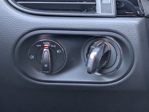 New 2026 Porsche Macan Turbo image 22