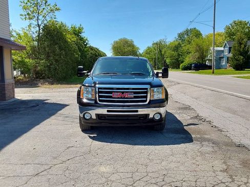 Used 2013 GMC Sierra 1500 SLE w/ Power Tech Package AWD/4WD image 4