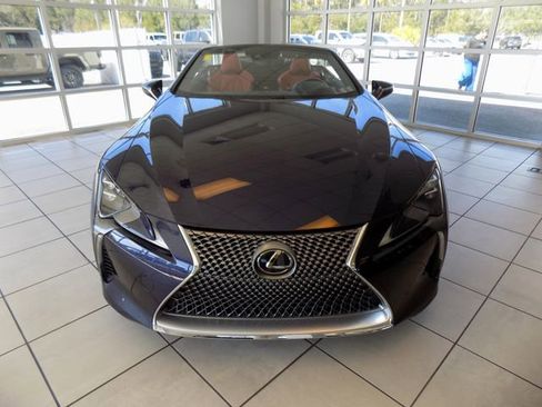 Used 2021 Lexus LC 500 Convertible image 7