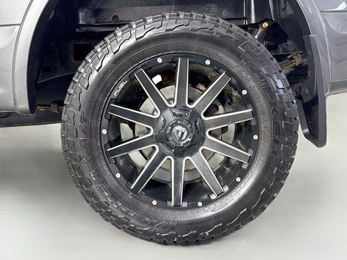 Used 2019 Ford F150 XLT w/ Equipment Group 302A Luxury AWD/4WD image 31