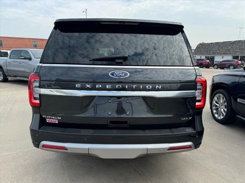 Used 2022 Ford Expedition Max Platinum image 5