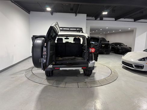 Used 2014 Toyota FJ Cruiser 4WD image 27